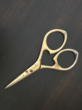 VTG 50s Beau-T-Cut Bronze Gold Tone Lions Tail Embroidery Scissors Gumpert